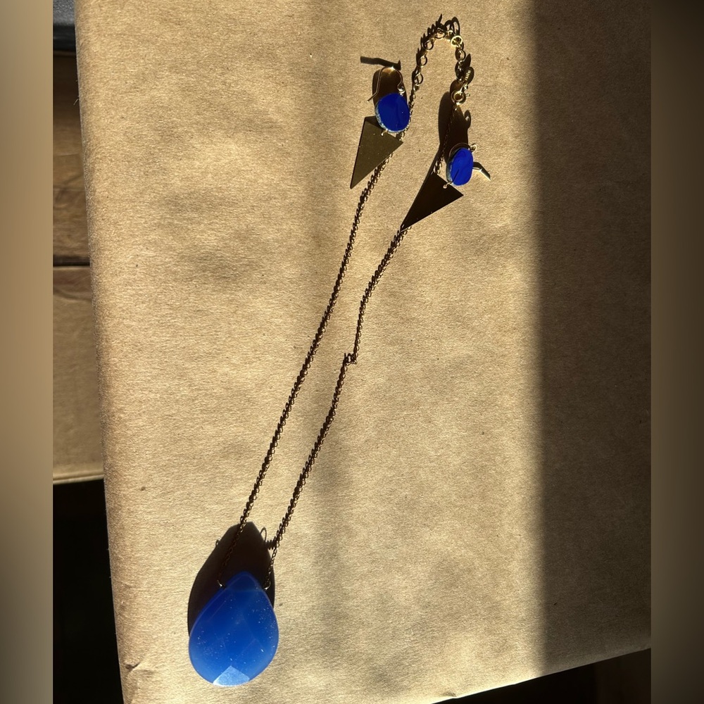 Elegant Blue and Gold Necklace and Earring Set